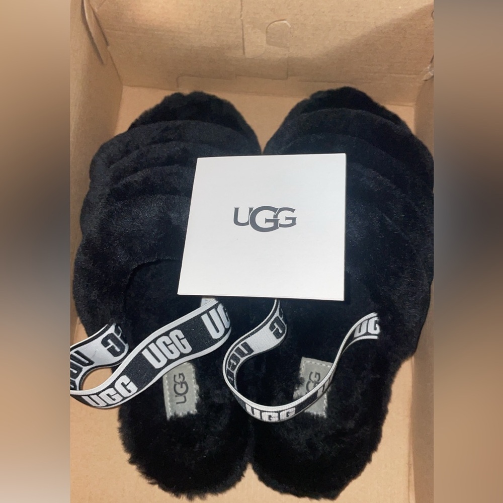UGGS